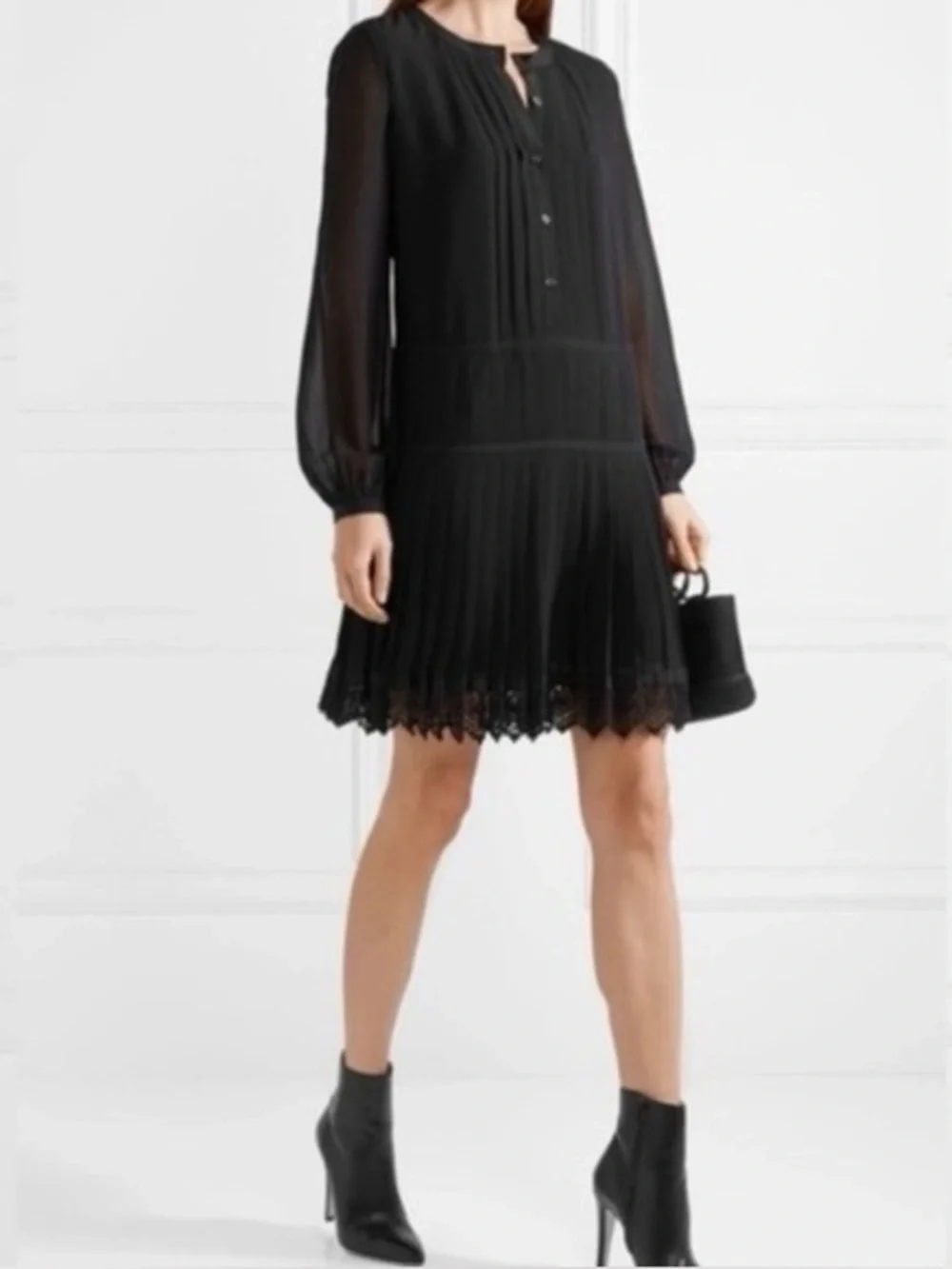 Tory Burch Black Sydney Pleated Shift Mini Dress Lace Hem Long Sleeve LBD Size 2